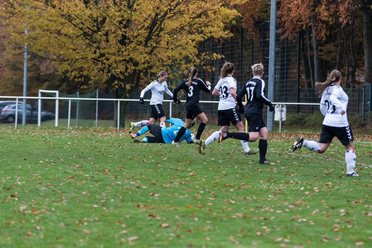 Bild 301 - Frauen SV Henstedt Ulzburg II - TSV Russee : Ergebnis: 5:0